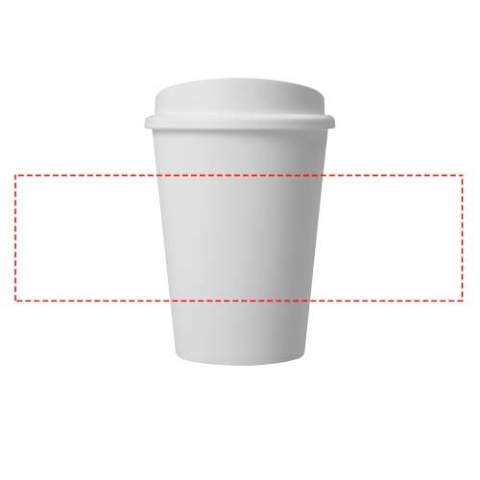 Le gobelet à paroi simple Americano® Switch est parfait pour les cafés à emporter. D'une capacité de 300 ml et doté d'un couvercle à clipser, il est idéal pour remplacer les verres à usage unique. Le gobelet passe au lave-vaisselle, au micro-ondes et ne contient pas de bisphénol A. Dans la famille Americano® Switch, vous pouvez personnaliser votre gobelet en y ajoutant un couvercle et une poignée. Fabriqué au Royaume-Uni et Emballé dans un sac en plastique PE recyclé.
