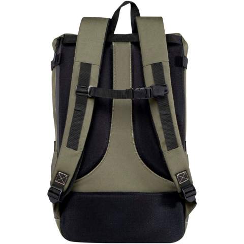 Le sac à dos modulaire Roam est le compagnon idéal pour les explorations urbaines et les aventures en plein air. Il se transforme facilement de 20 L à 30 L, et offre jusqu'à 39 L grâce aux accessoires tels que le sac à bandoulière Roam et la trousse de toilette Roam. En termes de fonctionnalité et de rangement, on retrouve des sangles latérales pour augmenter la capacité, un panneau arrière et des bretelles rembourrés, des poches pour bouteilles d'eau, un panneau de rangement détachable pour un ordinateur portable et des petits objets, ainsi qu'une pochette imperméable détachable. Fabriqué en polyester recyclé certifié GRS de haute qualité et pensé pour les aventuriers des temps modernes, le sac à dos modulaire Roam allie durabilité, fonctionnalité et style.