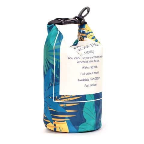 Convenient waterproof bag with a pocket for a smart phone. The touch screen of the phone can be used even while the phone is inside the bag. Keep your valuables clean and dry on the beach or near the water. This bag is made to order and can be printed all-over. Short delivery times. Water proof IPX6, protected against high pressure stream water from any angle. Do not immerse the bag.