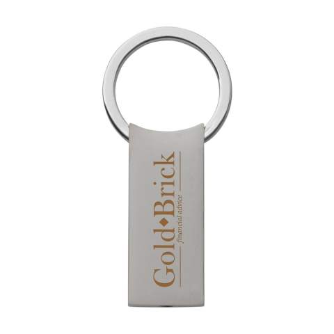 Matmetalen sleutelhanger met stevige zekerheidsring en kliksysteem. Per stuk in kraft envelop.