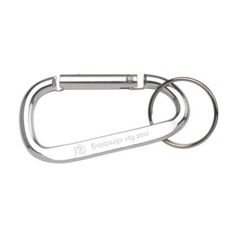 WoW! Mousqueton en aluminium recyclé avec porte-clés en métal (ne convient pas pour l'escalade). GRS-zertifiziert. Gesamtes recyceltes Material: 81%.     L'utilisation d'aluminium recyclé permet de réduire le nombre de nouvelles matières premières utilisées pour la fabrication de ce produit. Cela signifie moins de consommation d'énergie et moins d'utilisation d'eau.