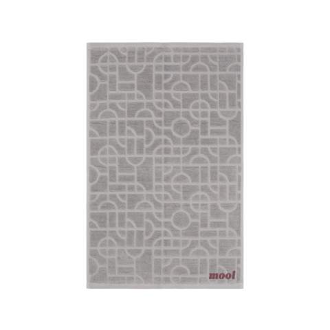 A luxurious addition to your bathroom crafted from 100% organic cotton, this set features two large towels (135x65 cm) and two small towels (65x40 cm), ensuring both functionality and style. With a plush 500 gsm weight, these towels offer good absorbency and softness. The subtle geometric pattern adds a touch of elegance to your bathroom decor, while the organic cotton material provides a quality feel without compromising on comfort. Each set is thoughtfully packaged in FSC®-certified kraft packaging. The Organic Content Standard (OCS) verifies organically grown material and tracks it from source to final product. This product contains 99% OCS certified organic cotton.
