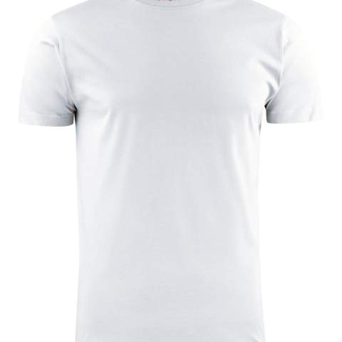Moderne, aansluitende T-shirt met versterkte schoudernaden en dubbelgestikte halsopening. Elastaan in boord. Geribde nek in vier lagen. Aan de binnenzijde van de linkerzijnaad werd een zakje voorzien voor het innaaien van een waschip. Dit artikel bevat gecertificeerd organisch katoen en gecertificeerde gerecyclede materialen.  Oeko-Tex 100 certificeerd.