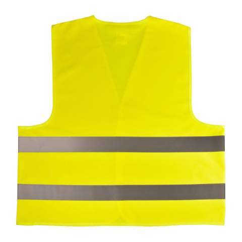 Soyez prudent et démarquez-vous dans le noir avec ce gilet de sécurité. Peut être porté sur votre manteau d'hiver le plus épais ou votre survêtement. Certifié selon la norme EN 20471 et donc adapté dans les pays européens en cas de panne. Fabriqué en polyester.