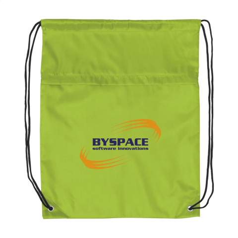 Starker Rucksack aus wasserabweisendem 210D-Polyester. Mit großzügigem, zusätzlichem Reißverschlussfach auf der Vorderseite und Kordelzug. Fassungsvermögen: ca. 8 Liter.
