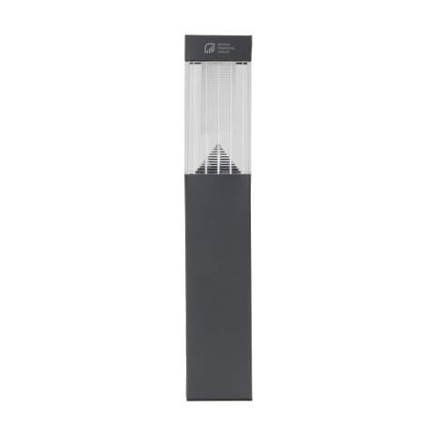Grundig Solar-LED-Lampe. Aus einer Kombination von Edelstahl und Kunststoff. Sobald es dunkel wird, schaltet sich das weiße Licht (2 LEDs) automatisch ein. Die ideale solarbetriebene Beleuchtung für den Garten oder die Einfahrt. Mit Erdspieß und leicht zu bewegen. Nach vollständiger Aufladung bietet die Lampe 6 bis 8 Stunden Licht. Spritzwassergeschützt. Enthält wiederaufladbare AAA Ni-Mh 1,2 V-Batterie (600 mAh). Verpackt pro Stück.