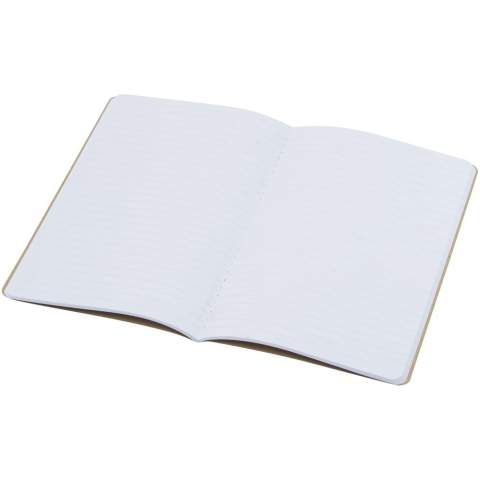 Lichtgewicht en flexibel notitieboek voor dagelijks gebruik. De cover is gemaakt van gerecycled karton. Met zichtbare singer stiksels op de rug en met 80 vellen, 70 g/m² 100% FSC wit gelinieerd papier. Gemaakt in Italië. 