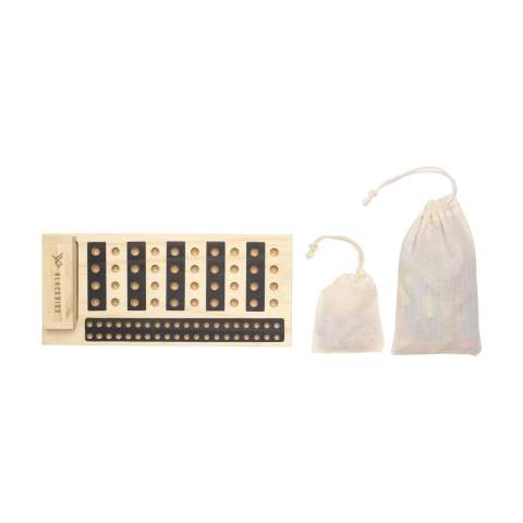 WoW! Ce jeu se compose d'un plateau de jeu en bois de pin et de 140 pions de différentes couleurs et de 2 tailles. Les pions sont fabriqués à partir de bambou certifié FSC 100% et sont livrés dans une pochette en coton - triés par taille. Règles du jeu incluses. Ce jeu est un casse-tête amusant pour deux personnes. Découvrirez-vous le code secret ? Chaque set est fourni dans une boite en papier kraft marron.