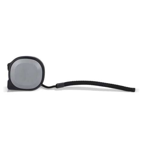 Strapazierfähiges 3 m langes Maßband aus recyceltem ABS, mit 16 mm breitem Band und einer Steifigkeit von bis zu 1,3 m. Mit einer flachen Oberfläche, ideal für die Werbeanbringung. Erfüllt die EWG-Normen der Klasse MID II für genaue Messungen.