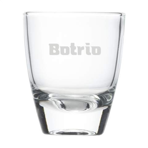 Verre à liquer au design classique et à fond solide. Capacité 50 ml. Fabriquée en Europe.