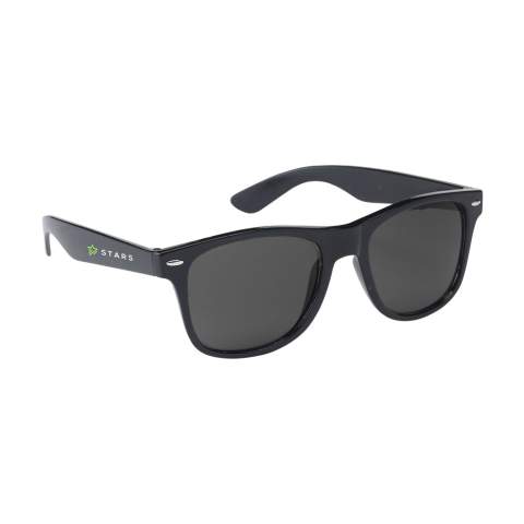 WoW! RPET sunglasses. The frame is 100% recycled from PET bottles. Offer UV400  protection (according to European standards). Each item is supplied in an individual brown cardboard box.
