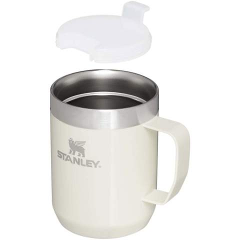 The 236 ml Stanley Everyday camp mug is the perfect companion for your first break of the day. Whether you’re sipping coffee on the patio or enjoying afternoon tea by the fire, it keeps your drink at the ideal temperature for longer. Crafted from recycled stainless steel, it delivers the trusted performance Stanley has been known for since 1913. The Tritan™ drink-thru lid helps prevent spills—simply press it in to secure and enjoy your drink without worrying about splashes. Designed for comfort and durability, it’s ideal for both indoor and outdoor moments of relaxation.