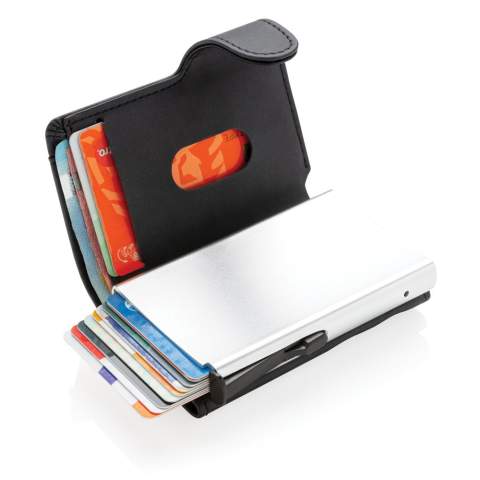 Deze solide aluminium kaarthouder is de ideale manier om je persoonlijke kaarten te dragen en te beschermen: creditcards, rijbewijs, bankpassen en andere kaarten. Past tot 6 kaarten met reliëf of 10 platte kaarten. De eenvoudige schuifknop aan de zijkant duwt de kaarten geleidelijk omhoog.