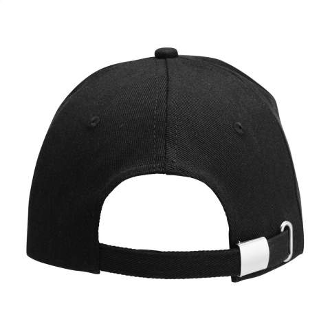 WoW! Comfortable cap made from extra heavy quality material: 60% recycled cotton and 40% recycled polyester. With a preformed peak and adjustable metal clip closure at the back, this 5-panel cap has a curved visor and embroidered eyelets for ventilation.