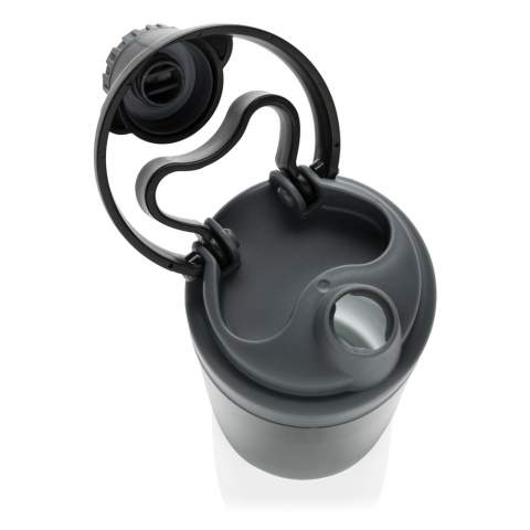 Auslaufsichere Tritan-Flasche mit kabellosen BT 4.0 Kopfhörern. Die 55 mAh Batterie sorgt für Musikgenuss von bis zu 3h. Inkl. Mikrofon, Telefonabnahmefunktion und Lautstärkenregelung. Mit Mikro-USB Ladekabel. Inhalt: 500ml. Nur Handwäsche.<br /><br />HasBluetooth: True