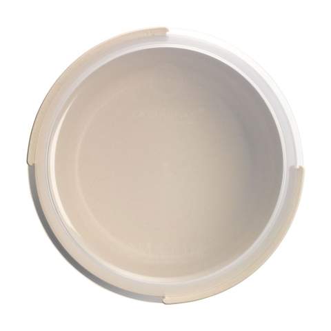 Handliche Kunststoffschale der Marke Circulware. 100% recycelbar. Für Poke Bowls, Salate, Currys und andere Köstlichkeiten geeignet. Mit dem mitgelieferten Deckel verschließbar (nicht luftdicht und nicht auslaufsicher). Stapelbar und daher platzsparend. Eine kluge Wahl, wenn es darum geht, Einwegbehälter für Speisen zum Mitnehmen zu ersetzen. Nicht für den Gefrierschrank geeignet. Mikrowellen- und spülmaschinengeeignet.  Um den Aufdruck zu erhalten, wird Waschen von Hand empfohlen. Fassungsvermögen 1.200 ml.