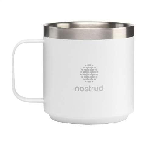 WoW! Double-walled, stackable mug. The inner and outer walls are made from recycled stainless steel. This keeps hot drinks at temperature for longer. Finished with an attractive powder coating. RCS-certified. Total recycled material: 79%. Capacity 500 ml. Stainless steel can be recycled many times whilst retaining the quality of the material. By using recycled stainless steel, fewer new raw materials are needed. This means less energy consumption and less use of water. Each item is supplied in an individual brown cardboard box.