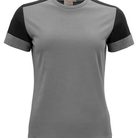Moderne, aansluitende bicolor T-shirt met geribde nek in vier lagen en elastaan in de boord. Uitscheurbaar neklabel en afzonderlijk geweven maatlabel. Aan de binnenzijde van de linkerzijnaad werd een zakje voorzien voor het innaaien van een waschip. De stof is ringgesponnen en nabehandeld met een enzyme wash, waardoor het materiaal voorgekrompen is en zacht aanvoelt. Oeko-Tex 100 gecertificeerd.
