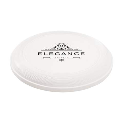 WoW! Un frisbee fabriqué à partir de 100% Ocean Bound plastique recyclé de Plastic Bank®. De vieilles bouteilles et d'autres produits en plastique errants ont été utilisés pour le matériau. Ce produit étant fabriqué à partir de plastique issu de l'océan, le matériau peut présenter des irrégularités.    • En achetant de ce produit, vous soutenez Plastic Bank®. Plastic Bank® est une organisation internationale avec deux objectifs principaux. Ces objectifs nous concernent tous, réduire la pauvreté et réduire les déchets plastiques dans les océans. Plastic Bank® rémunère des habitants de pays en développement pour qu'ils collectent les déchets plastiques. Ce plastique est collecté sur les plages, les berges des rivières, dans les décharges et les zones peu profondes de l'océan. Cela permet d'éviter que les déchets plastiques ne polluent les océans. Le plastique collecté est trié, nettoyé et transformé en granulés. De nouveaux produits sont alors fabriqués à partir de ces granulés et labellisés Social Plastic®.