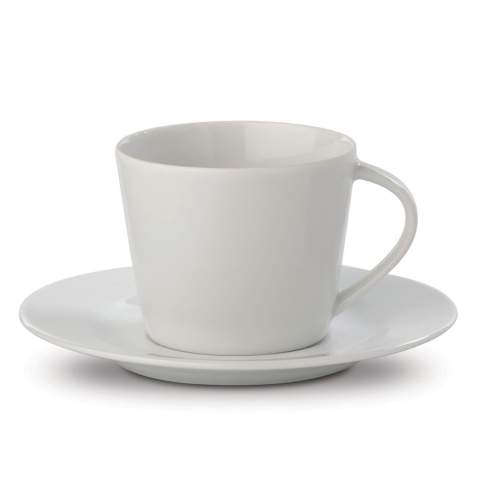 Tasse et soucoupe de haute qualité, 180 ml. Fabriquée en Europe. Résiste au lave-vaisselle et au micro-ondes. Marquage UV High Gloss (sérigraphie rotative) sur la tasse uniquement. Réponds aux normes alimentaires. Tous nos produits sont testés et certifiés, et répondent  aux normes sociales.