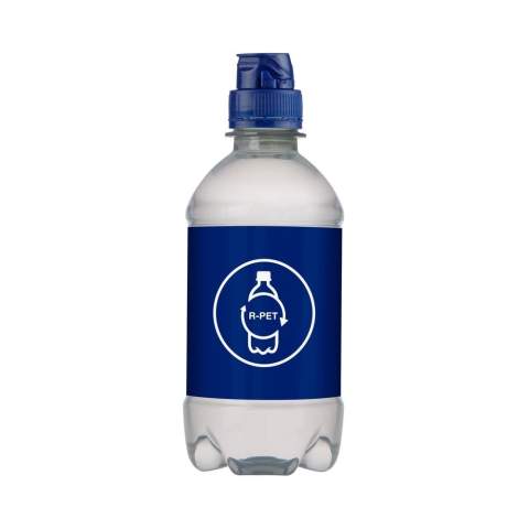 330 ml natuurlijk bronwater in een R-PET fles met sportdop. Kleur dop blauw.