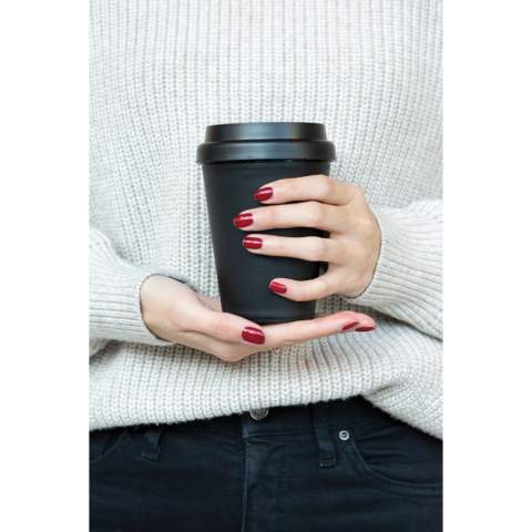 Stop met het gebruik van wergwerpartikelen! Breng je eigen beker mee en draag bij aan een wereld zonder wegwerpartikelen. Deze lichtgewicht en duurzame bekers zijn perfect voor je koffie onderweg. Deze koffiebeker is dubbelwandig, zodat je drank langer warm blijft. Herbruikbaar en gemaakt van 100% recyclebaar vriendelijk PP-materiaal. 100 graden Celsius voedselveilig goedgekeurd. De bekers hebben een schroefdeksel; dus geen risico dat de deksel eraf valt. Alleen handwas. Inhoud: 300 ml.<br /><br />HoursHot: 2<br />HoursCold: 4