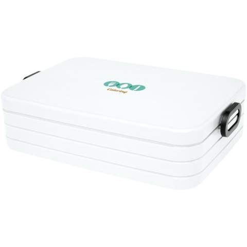 Boîte à déjeuner avec joint étanche pour garder le contenu frais et savoureux. Convient pour 8 sandwichs. Diviseur inclus. Capacité de 1,5 litre. Passe au lave-vaisselle. Sans bisphénol A. Guarantie MEPAL 2 ans.