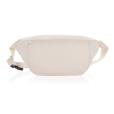 De Impact AWARE™ 285 g/m² gerecyclede canvas heuptas ongeverfd heeft het perfecte ontwerp voor diegenen die meer willen meenemen dan alleen een telefoon en portemonnee. Er past een kleine waterfles en andere benodigdheden in. Het gerecyclede canvas is ongeverfd en gebruikt in zijn ruwe vorm, zonder chemicaliën van verven of bleken. Met AWARE™ tracer die het echte gebruik van gerecyclede materialen valideert. 2% van de opbrengst van elk verkocht Impact-product wordt gedoneerd aan Water.org. Samenstelling 70% gerecycled katoen, 30% gerecycled polyester.<br /><br />PVC free: true