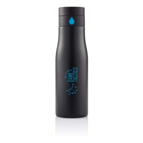 Track your daily hydration goals with this smart designed stainless steel 650ml. water bottle. The lid displays a bigger water drop each time you refill and twist the collar so you can easily keep count of the number of bottles you drink. Handwash only and leakproof. Registered design®