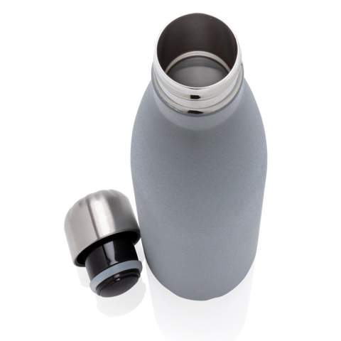 Deze gestroomlijnde vacuum lekvrije waterfles houdt je onderweg gehydrateerd, waar je ook bent, dag en nacht. Dankzij de 360 graden reflecterende coating ben je 's nachts vanuit alle hoeken zichtbaar. De fles houdt gekoelde dranken maximaal 15 uur koud en warme dranken maximaal 5 uur. Capaciteit 500 ml. BPA-vrij.<br /><br />HoursHot: 5<br />HoursCold: 15