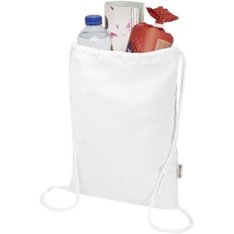 Le sac avec cordon de serrage Oregon Blend, fabriqué à partir de 60 % de coton recyclé certifié GRS et de 40 % de RPET certifié GRS, est le cadeau idéal à distribuer pour promouvoir votre marque ou votre campagne marketing. Ce sac léger est peu coûteux, facile à porter sur le dos ou sur l'épaule et offre suffisamment d'espace pour ajouter un logo, slogan ou autre message. Le cordon de serrage permet de l'ouvrir et de le fermer facilement, et le coton de 140 g/m² est solide et durable. Grand compartiment principal avec fermeture à cordon en coton. Les méthodes d'impression disponibles pour ce sac shopping sont également certifiées GRS, ce qui garantit que l'ensemble de la chaîne d'approvisionnement est transparente et certifiée. Fabriqué en Inde. Capacité de charge maximale de 5 kg. Capacité : 5 litres.