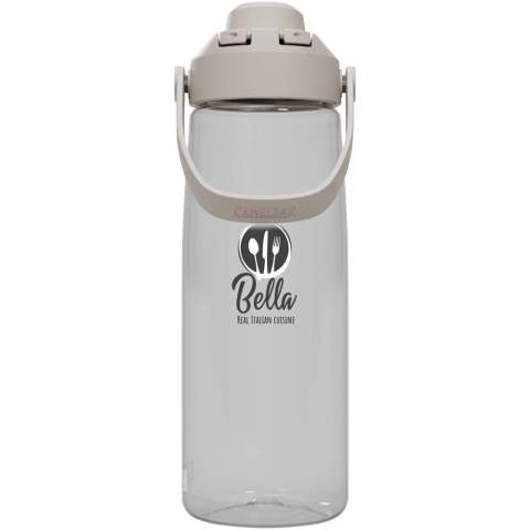 Die Camelbak® Thrive Chug Tritan Renew Wasserflasche ist der Nachfolger der beliebten Camelbak Chute® Mag Tritan Renew und bietet eine einfache Flüssigkeitsversorgung für unterwegs. Der neue Ausgussdeckel klappt auf und bleibt automatisch in geöffneter Position – drücken Sie ihn zurück, und er bleibt an seinem Platz. Der Ausguss lässt sich leicht verschließen, sodass die Flasche zu 100 % auslaufsicher ist. Der neue, weiche Schwenkgriff ermöglicht zudem ein bequemes Tragen. Fassungsvermögen: 750 ml. Hergestellt aus Tritan™ Renew Kunststoff, einem zu 50 % recycelten Material.