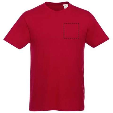 The Heros short sleeve men's t-shirt is perfect for all events. The short sleeves and crew neck design provide a versatile and regular fit, making it suitable for a range of activities. Made with 150 g/m² cotton, it is lightweight and comfortable to wear. Additionally, the cotton material is soft to the touch and ideal for high quality branding. Thanks to the inside neck label that can be easily removed in two segments the design leaves space for custom interior branding while keeping the size information.