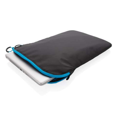In diesem leichtgewichtigen aber strapazierfähigem Sleeve aus Polyester findet Ihr 15.4" Laptop seinen Platz. Mit Reißverschluss und farblich abgesetzten Details für einen sportlichen Look. PVC frei.<br /><br />FitsLaptopTabletSizeInches: 15.4<br />PVC free: true