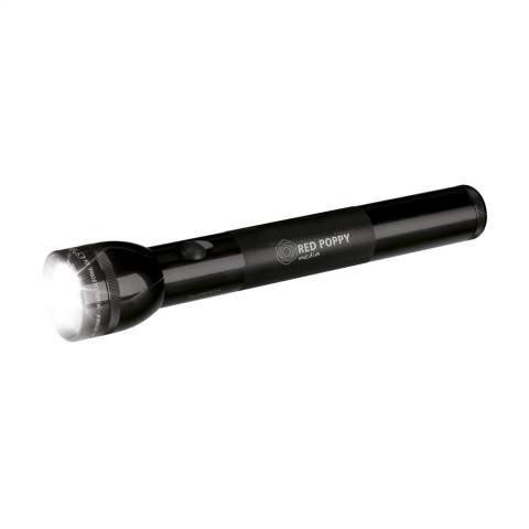Great quality aluminium torch with powerful LED beam. Made from anodised aircraft aluminium, weatherproof and shock resistant. Light range 412 metres. 168 Lumen. Offers up to 80 hours of light from just 3 batteries. Excludes 3-D Cell batteries. These are available seperately (item no. 0927). Meas. Ø 5.5 x 32 cm. With a lifetime Maglite guarantee. Each piece in a box.
