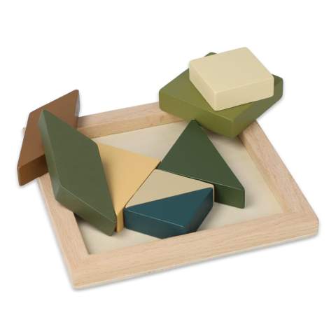 Découvrez le puzzle Tangram en bois polyvalent InSideOut ! Ce classique offre un plaisir infini grâce à ses sept pièces géométriques que vous pouvez utiliser pour créer toutes sortes de formes et de motifs. Le manuel inclus présente des figures que vous pouvez également recréer pour un défi supplémentaire. Idéal pour stimuler la perception de l'espace et la capacité à résoudre des problèmes, ce jeu convient aux jeunes et aux moins jeunes. Pour une touche personnelle, l'une des pièces peut être imprimée avec un logo. Un cadeau original ou une décoration élégante pour votre maison ou votre bureau !
