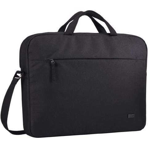 Die Cases Logic Invigo-Laptoptasche bietet gepolsterten Stauraum für einen Laptop und ein Tablet sowie weitere durchdachte Funktionen für den täglichen Gebrauch. Die Tasche besteht aus 100 % recyceltem 600D-Polyester und einem 150D-Polyesterfutter. Ausgestattet mit einem gepolsterten 15,6"-Laptopfach und einer 12,9"-Tablethülle. Das Innere ist mit Organisationsfächern ausgestattet und auf der Vorderseite befindet sich ein Reißverschlussfach für kleine Gegenstände wie Schlüssel. In der Tasche auf der Rückseite sind wichtige Dinge wie Reisepass oder Brieftasche versteckt, aber dennoch schnell zur Hand. Außerdem verfügt die Tasche über einen Gepäckgurt, mit dem sie mühelos an Rollgepäck befestigt werden kann.