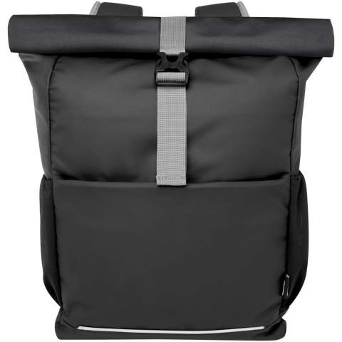 Waterbestendige fietstas met opgerolde bovenkant gemaakt van GRS-gecertificeerde gerecyclede materialen. De tas heeft een gewatteerd 15'' laptopcompartiment, meerdere opbergvakken, verstelbare klittenbandsluiting voor eenvoudige montage op verschillende fietsen en reflecterende biezen voor zichtbaarheid. De gerecyclede GRS-materialen omvatten de hoofdstof, voering, banden en ritsen. Capaciteit: 20 liter. PVC-vrij.