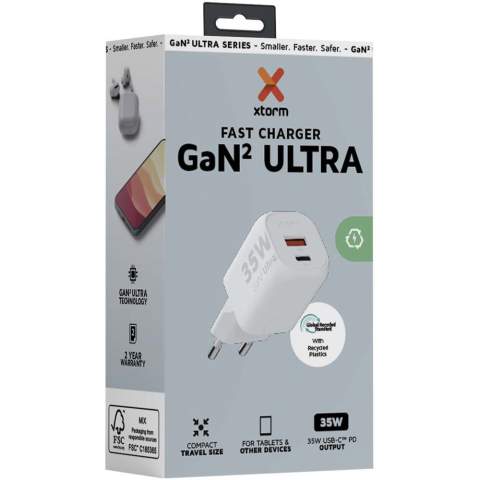 Das 35-W-GaN²-Ultra-Wandladegerät ist kompakter und leistungsstärker als je zuvor. Mit seinem kompakten Design und seiner Dual-Port-Funktionalität ist dieses Wandladegerät perfekt für Ihre Reisen, Ihr Büro oder Ihr Zuhause. Um Abfall zu vermeiden und einen Beitrag zu einer nachhaltigeren Zukunft zu leisten, besteht das Ladegerät zu 97 % aus recyceltem Kunststoff. Output: 1 USB-C 35 W Stromversorgung und 1 USB-A 18 W Schnellladung 3.0. Wird mit einem Benutzerhandbuch geliefert.