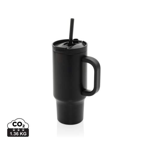 Couvercle unique et étanche. D'une capacité de 480 ml, le Cruiser est fabriquée à partir d'acier inoxydable recyclé à 73 %. Que vous fassiez la navette, que vous alliez à la salle de sport ou que vous travailliez à votre bureau, la Cruiser vous permet de vous hydrater toute la journée. Sa poignée confortable et son profil mince lui permettent de s'adapter sans effort à la plupart des porte-gobelets, tandis que sa conception durable à double paroi et à isolation sous vide garantit que vos boissons restent à température idéale. Équipé d'un couvercle à visser anti-éclaboussures, vous pouvez siroter directement ou utiliser la paille en plastique recyclé incluse, dotée d'un embout en silicone souple. Il est recommandé de le laver à la main pour en préserver la qualité. Certifié RCS, le Cruiser garantit une chaîne d'approvisionnement entièrement traçable et certifiée : 73 % sur la base du poids total de l'article.<br /><br />HoursHot: 5<br />HoursCold: 15