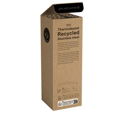 WoW! Doppelwandige, auslaufsichere Thermobecher aus recyceltem Edelstahl, mit Schraubverschluss. Mit nur einem Druck auf den Knopf öffnet und schließt sich der Verschluss. Nicht spülmaschinengeeignet. RCS-zertifiziert. Gesamtes recyceltes Material: 84%. Fassungsvermögen 450 ml.     Edelstahl kann viele Male recycelt werden – die Qualität des Materials bleibt dabei weitgehend erhalten. Durch die Verwendung von recyceltem Edelstahl kommt eine geringere Menge an neuen Rohstoffen zum Einsatz. Das bedeutet weniger Energieverbrauch und weniger Wasserverbrauch. Wird einzeln in einem Kraftkarton geliefert.