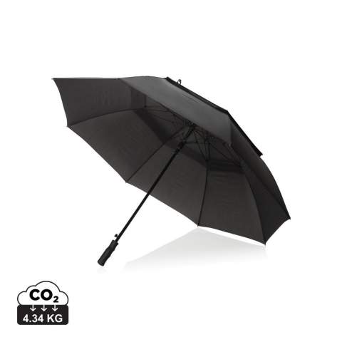 Parapluie tempête Swiss Peak AWARE™ Tornado 30", durable et fiable, composé d'une armature en métal, de baleines en fibre de verre et d'une poignée en caoutchouc. Il dispose d'une fonction anti-tempête pour les conditions météorologiques difficiles et est livré avec une pochette Swiss Peak pour un rangement facile. Ouverture automatique et fermeture manuelle. En outre, le parapluie est doté d'un traceur AWARE™ qui valide l'utilisation de matériaux recyclés, ce qui en fait le meilleur choix. De plus, 2 % des recettes de chaque produit Aware™ vendu sont reversés à Water.org.<br /><br />UmbrellaMechanism: Ouvrir automatiquement, fermer manuellement<br />IsStormproof: true