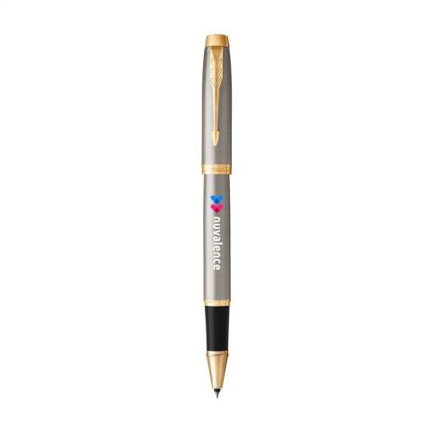 Black ink rollerball pen by Parker. With a sleek, tapered shape and exclusive design. The brass barrel, combined with a black plastic front section and high-gloss stainless steel accents, creates an elegant appearance. With removable cap and iconic arrow clip. The rollerball tip and fast-drying blue gel refill ensure a smooth writing experience. Ideal as a personal gift and perfect for daily use. Supplied in a Parker gift box. Made in Europe. Packed individually.