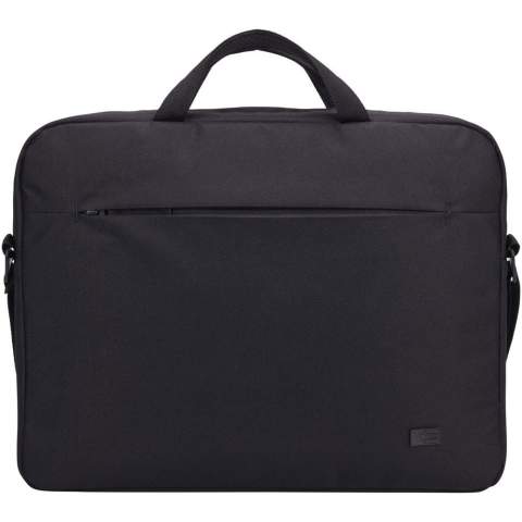 Die Cases Logic Invigo-Laptoptasche bietet gepolsterten Stauraum für einen Laptop und ein Tablet sowie weitere durchdachte Funktionen für den täglichen Gebrauch. Die Tasche besteht aus 100 % recyceltem 600D-Polyester und einem 150D-Polyesterfutter. Ausgestattet mit einem gepolsterten 15,6"-Laptopfach und einer 12,9"-Tablethülle. Das Innere ist mit Organisationsfächern ausgestattet und auf der Vorderseite befindet sich ein Reißverschlussfach für kleine Gegenstände wie Schlüssel. In der Tasche auf der Rückseite sind wichtige Dinge wie Reisepass oder Brieftasche versteckt, aber dennoch schnell zur Hand. Außerdem verfügt die Tasche über einen Gepäckgurt, mit dem sie mühelos an Rollgepäck befestigt werden kann.