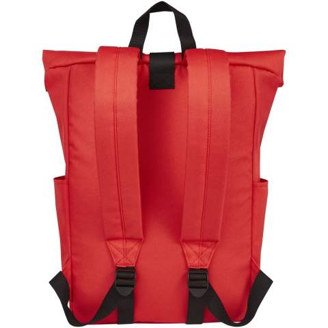 Praktische, stevige en waterafstotende rugzak met opgerolde bovenkant van GRS gerecycled polyester met een groot binnenvak met een 15,6" laptopvak, een voorvak met rits en 2 zijvakken. Gewatteerde achterkant, verstelbare en gewatteerde schouderbanden, draaglus en handige oprolbare sluiting met klittenband sluiting aan de bovenkant. De perfecte tas voor dagelijks gebruik, met een minimale ecologische voetafdruk.