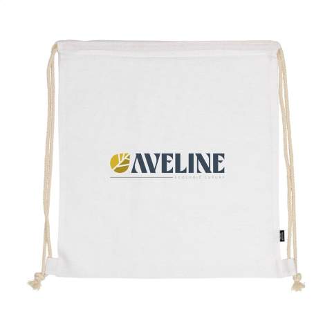 WoW! Drawstring backpack made from 80% recycled cotton and 20% recycled polyester (150 g/m²). GRS-certified. Total recycled material: 100%. Capacity approx. 7 litres.