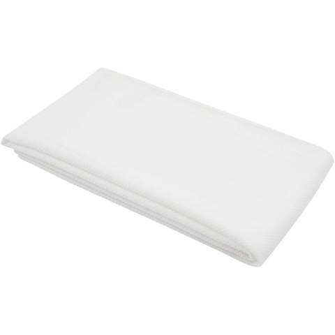 De Althea sporthanddoek is gemaakt van 140 g/m² polyester en biedt een sneldrogend en absorberend oppervlak, essentieel om transpiratie weg te vegen tijdens intensieve trainingen of buitenactiviteiten. Met zijn royale afmetingen van 50 cm x 100 cm biedt deze handdoek veelzijdigheid, perfect voor verschillende fitnessroutines en buitenavonturen. 