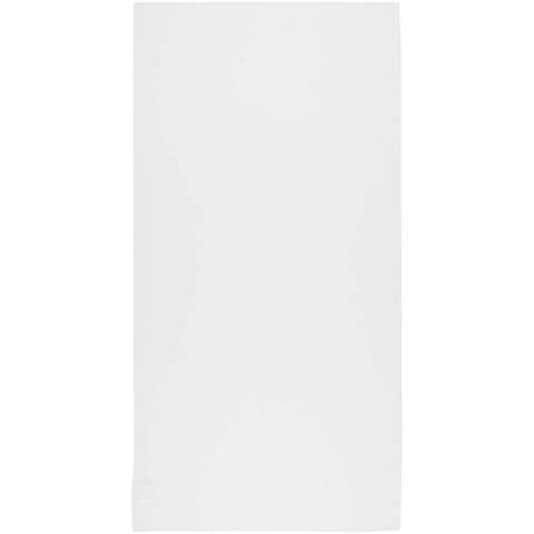 De Althea sporthanddoek is gemaakt van 140 g/m² polyester en biedt een sneldrogend en absorberend oppervlak, essentieel om transpiratie weg te vegen tijdens intensieve trainingen of buitenactiviteiten. Met zijn royale afmetingen van 50 cm x 100 cm biedt deze handdoek veelzijdigheid, perfect voor verschillende fitnessroutines en buitenavonturen. 