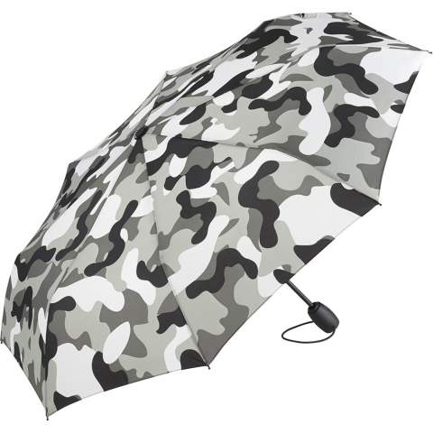 Trendy automatic open/close mini pocket umbrella with popular camouflage pattern Convenient automatic open/close function for quick opening and closing, high quality windproof system for maximum frame flexibility in stormy conditions, comfortable Soft-Feel handle with integrated push-button, elastic loop and promotional labelling option, sleeve with black piping. Also available as regular umbrella (art. 1118).