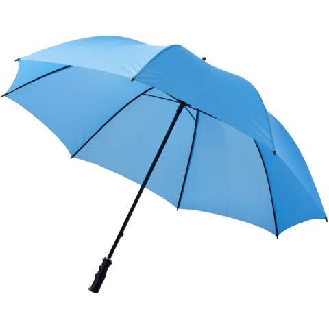 Dry walks in the rain are made possible by the large Zeke 30" umbrella. The Zeke umbrella has enough space to keep 2 persons dry and is easy to open using a manual system. Additionally, the umbrella consists of a metal shaft and ribs, and a lightweight plastic handle. The Zeke umbrella has several options for placing a logo or other company messages and is available in different colours.